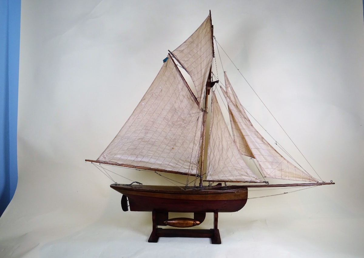 Antique Edwardian Pond Yacht (9).JPG